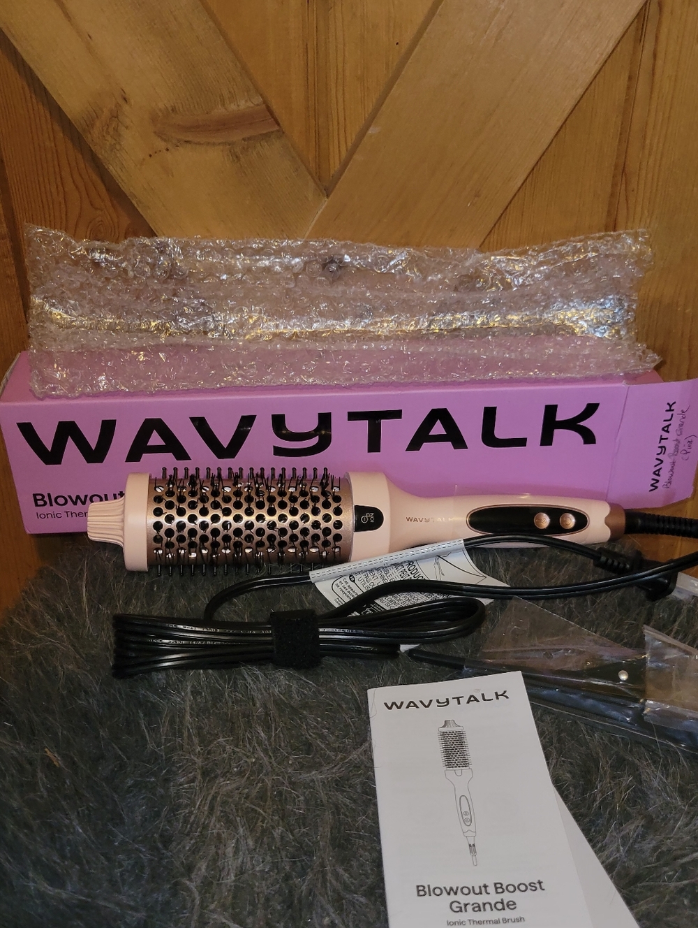 Wavy Talk Pink Blowout Boost Grande Ionic Hot Air Thermal Brush